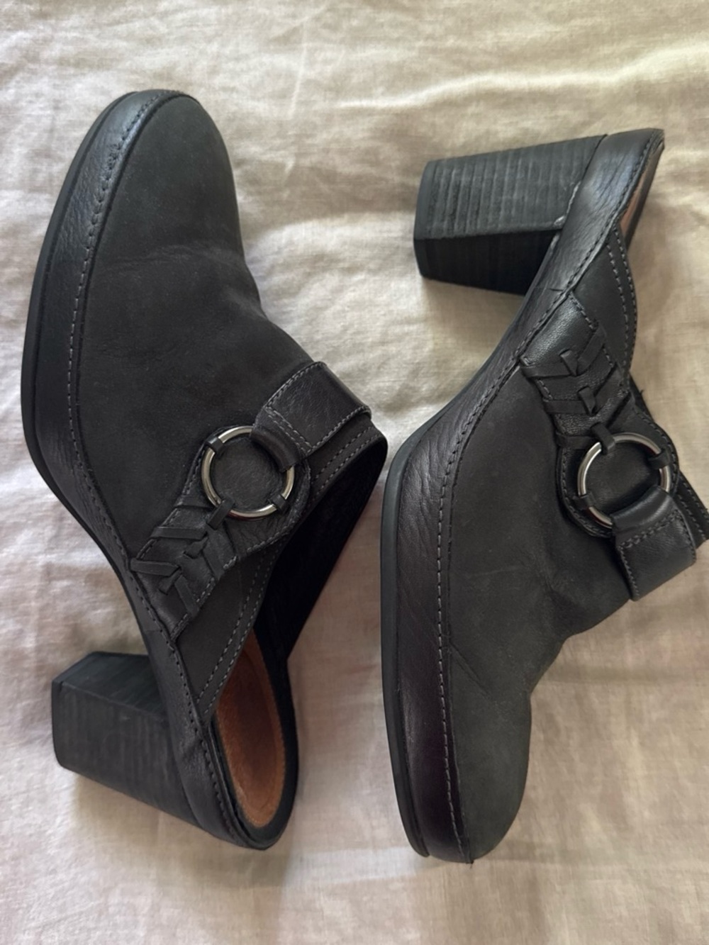 Clark's Clogs - Picture 4 of 4